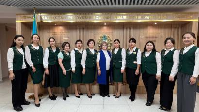 «Үш тұғырлы тіл – болашақ кілті»